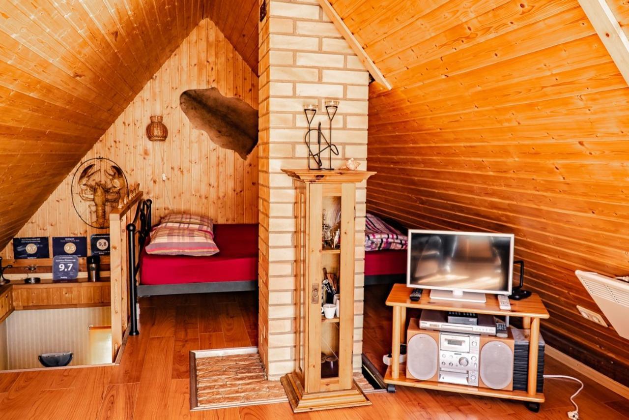 Guest House Sampetera Maja Riga Exterior photo