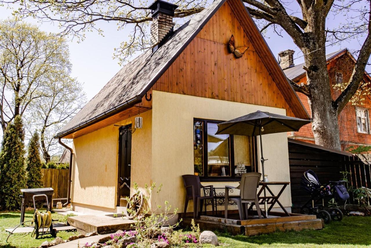 Guest House Sampetera Maja Riga Exterior photo